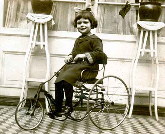 Corina del Camen Walker Ramos. Los niños de ayer y de hoy