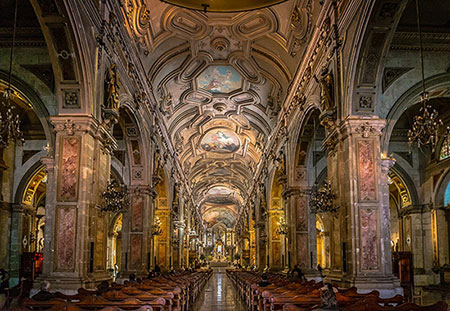 La Tentación de Democratizar la Iglesia